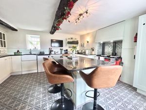 Photo 10- click for photo gallery